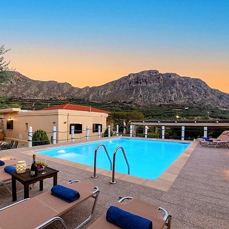 Cretan Kera Villa Heated Pool Екстер'єр фото